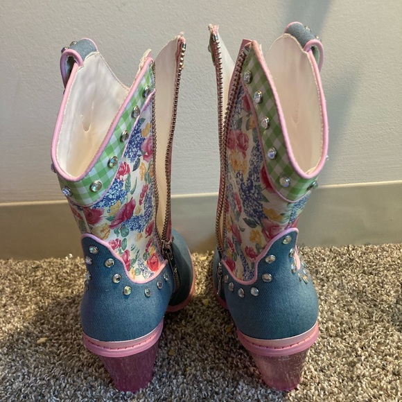 Dolls Kill Cowgirl boots - Picture 6 of 6